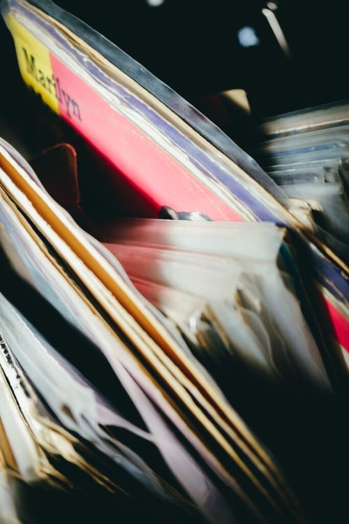 Listening Tu(n)esday mit Adrian Flux & Kaptain Kurt